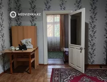 2-комнатная квартира, этаж 2 из 2, 41 м², на длительный срок