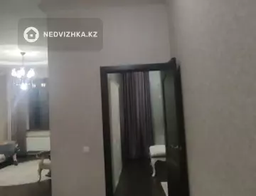 3-комнатная квартира, этаж 1 из 6, 115 м², на длительный срок