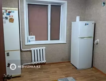 3-комнатная квартира, этаж 4 из 9, 64 м²