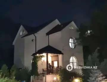 6-комнатный дом, 10 соток, 240 м²