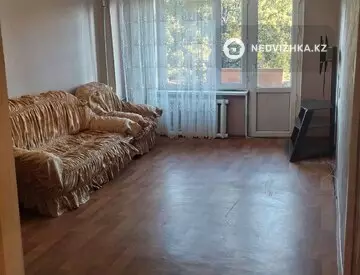 2-комнатная квартира, этаж 4 из 5, 54 м²