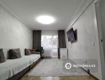 3-комнатная квартира, этаж 4 из 5, 61 м²