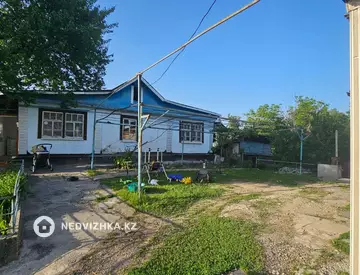 3-комнатный дом, 65 м²