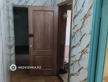 1-комнатная квартира, этаж 4 из 5, 14 м²
