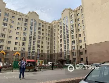 1-комнатная квартира, этаж 1 из 9, 36 м²