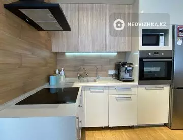 2-комнатная квартира, этаж 3 из 7, 45 м²