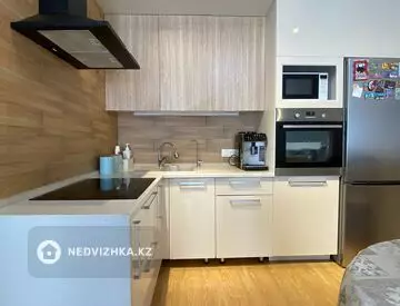 2-комнатная квартира, этаж 3 из 7, 45 м²