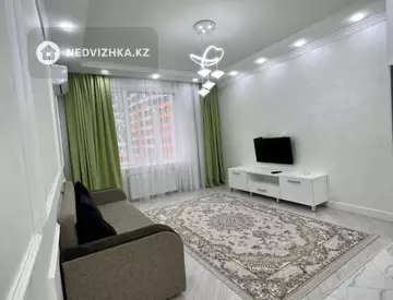 2-комнатная квартира, этаж 6 из 10, 55 м², посуточно