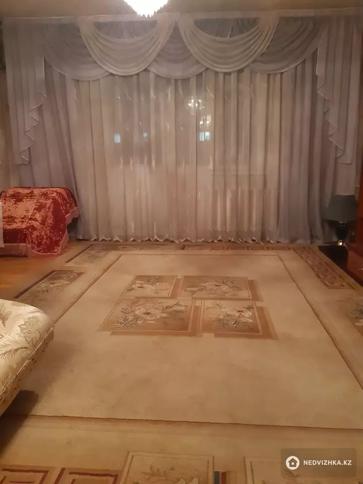 70.1 м², 3-комнатная квартира, этаж 9 из 9, 70 м², изображение - 1