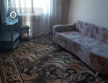 3-комнатная квартира, этаж 9 из 9, 67 м²
