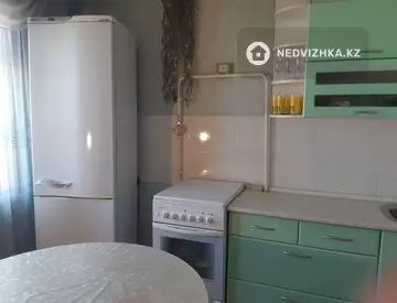 3-комнатная квартира, этаж 9 из 9, 67 м²