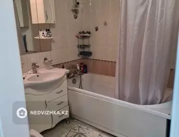 3-комнатная квартира, этаж 5 из 5, 64 м²