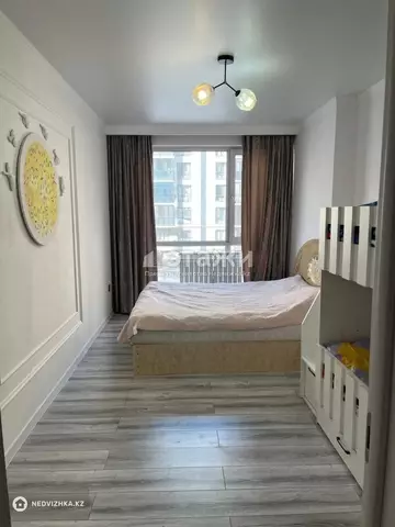 2-комнатная квартира, этаж 2 из 10, 56 м²