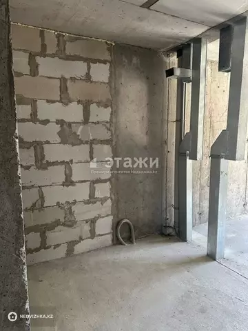 2-комнатная квартира, этаж 2 из 9, 47 м²