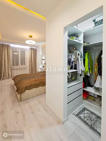 2-комнатная квартира, этаж 3 из 3, 61 м²