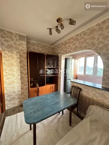 2-комнатная квартира, этаж 8 из 9, 60 м²