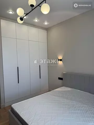 2-комнатная квартира, этаж 8 из 14, 60 м², на длительный срок