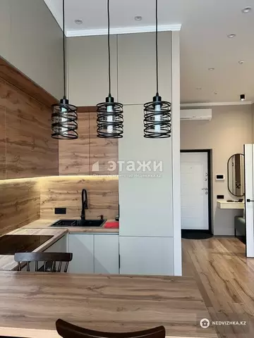 1-комнатная квартира, этаж 14 из 14, 40 м², на длительный срок