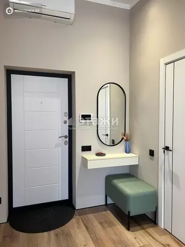 1-комнатная квартира, этаж 14 из 14, 40 м², на длительный срок