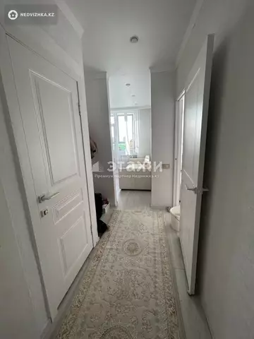 1-комнатная квартира, этаж 14 из 14, 38 м²