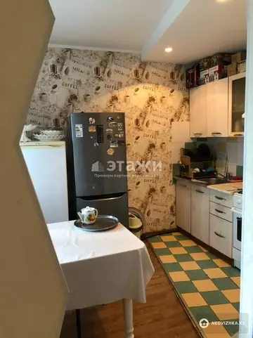 3-комнатная квартира, этаж 3 из 6, 66 м²