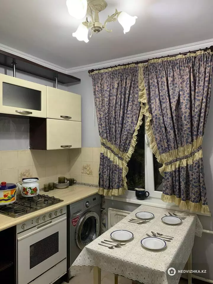 42 м², 2-комнатная квартира, этаж 2 из 5, 42 м², посуточно, изображение - 1