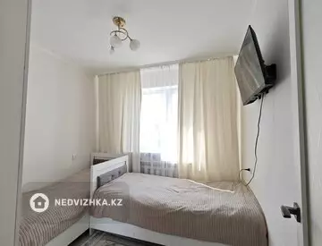 4-комнатная квартира, этаж 3 из 5, 77 м²