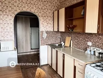 2-комнатная квартира, этаж 4 из 4, 56 м²