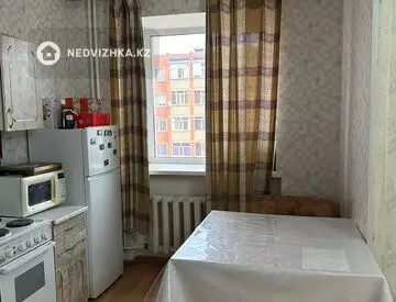 1-комнатная квартира, этаж 4 из 5, 30 м²