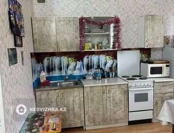 1-комнатная квартира, этаж 4 из 5, 30 м²