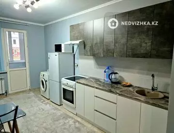 1-комнатная квартира, этаж 1 из 12, 45 м², на длительный срок