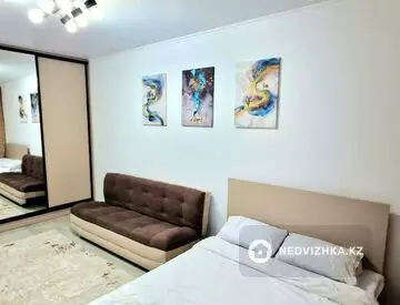 1-комнатная квартира, этаж 1 из 12, 45 м², на длительный срок