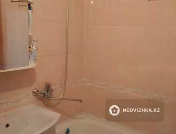 4-комнатная квартира, этаж 3 из 6, 79 м²
