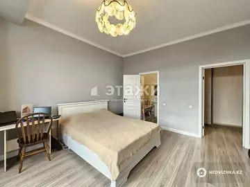 2-комнатная квартира, этаж 11 из 18, 89 м²