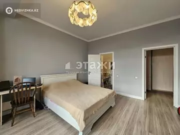 2-комнатная квартира, этаж 11 из 18, 89 м²