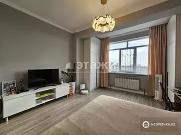 2-комнатная квартира, этаж 11 из 18, 89 м²