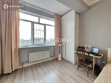 2-комнатная квартира, этаж 11 из 18, 89 м²