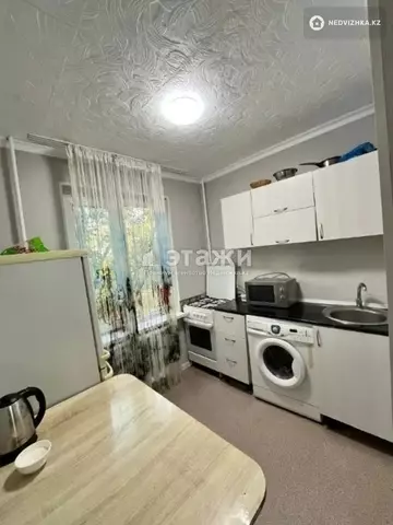 2-комнатная квартира, этаж 2 из 5, 45 м²