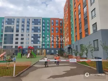 2-комнатная квартира, этаж 9 из 9, 43 м²