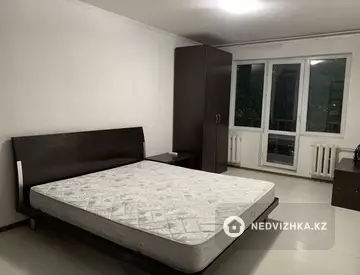 2-комнатная квартира, этаж 2 из 4, 43 м², на длительный срок