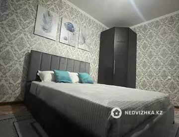 2-комнатная квартира, этаж 2 из 5, 70 м², посуточно