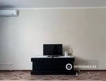 70 м², 2-комнатная квартира, этаж 2 из 5, 70 м², посуточно, изображение - 8