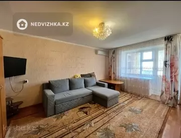 2-комнатная квартира, этаж 8 из 10, 52 м²