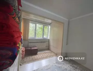 2-комнатная квартира, этаж 3 из 5, 49 м²