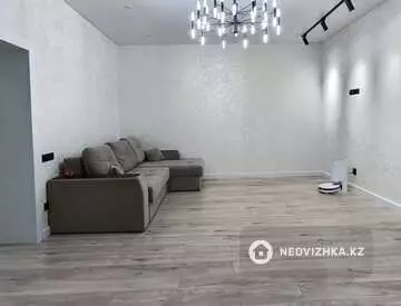 3-комнатная квартира, этаж 4 из 5, 135 м²