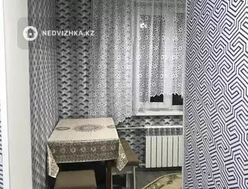 2-комнатная квартира, этаж 3 из 3, 45 м²
