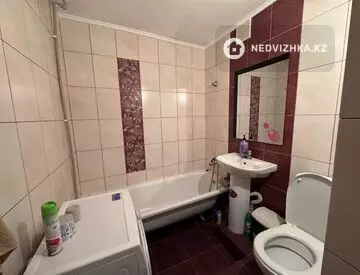 2-комнатная квартира, этаж 4 из 5, 50 м²