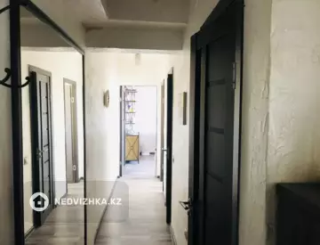 2-комнатная квартира, этаж 9 из 9, 52 м²