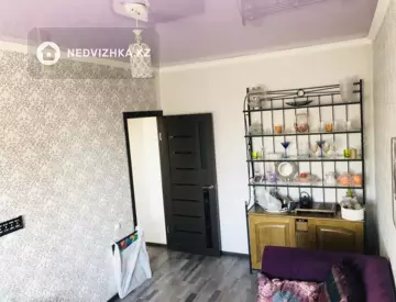 2-комнатная квартира, этаж 9 из 9, 52 м²