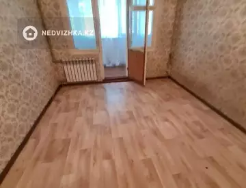 2-комнатная квартира, этаж 1 из 8, 48 м²